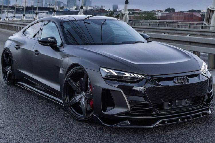 Audi RS E-Tron GT hoa “manh thu” nho bodykit cua Maxton Design