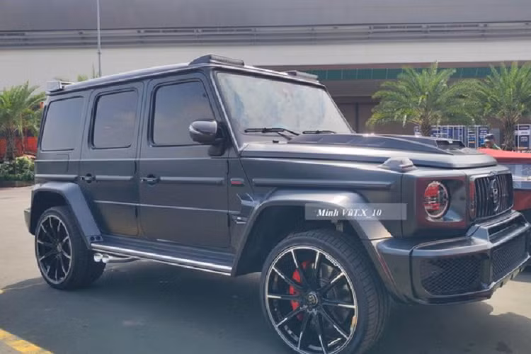 Sẽ khó có khách Việt nào chịu chơi và chịu chi mua 2 xe này và ra biển trắng, giá lăn bánh của Brabus B50 và Brabus 900 Rocket Edition có thể trên 80 tỷ đồng nếu tính đúng giá xe ở thị trường nước ngoài, không phải dựa trên xe Mercedes-Benz S500 4Matic hay Mercedes-AMG G63.
