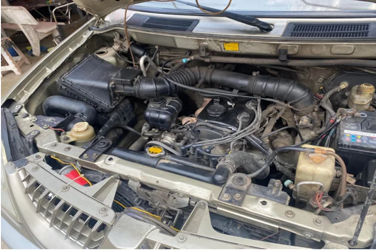 Trong vòng đời 7 năm của mình, Mitsubishi Jolie tại Việt Nam đạt mức doanh số ấn tượng thời bấy giờ khi có hơn 10.000 chiếc được bán ra.