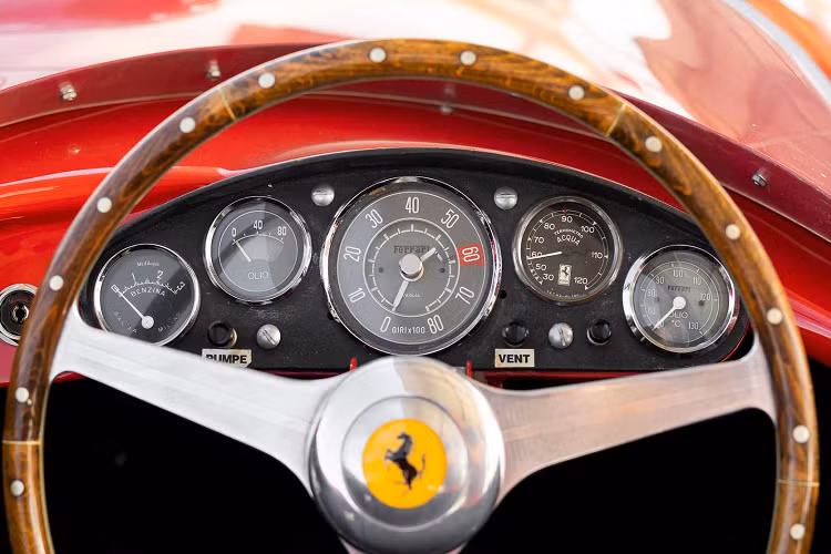 Ông đã đưa Carroll Shelby vào sử dụng chiếc Ferrari, người đã giành chiến thắng trong cuộc đua đầu tiên tại sự kiện Seafair ở Bremerton, Washington. Từ năm 1956 đến năm 1958, chiếc xe này đã tham gia gần 40 cuộc đua, trong đó có 11 chiến thắng và 19 lần về đích.