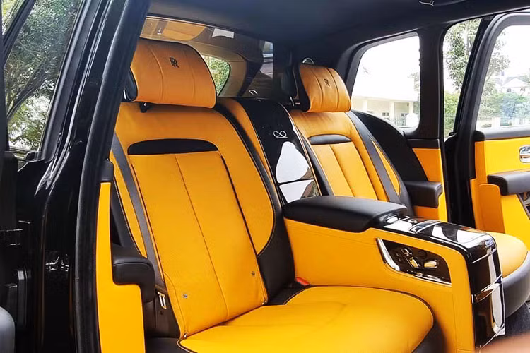 Theo quan niệm của người xưa, con số 3 đại diện cho sự bền vững, vững chắc qua câu nói “Một cây làm chẳng nên non, ba cây chụm lại nên hòn núi cao” hay vững như kiềng 3 chân, còn về phong thủy, số 3 tượng trưng cho tài lộc, cuộc sống càng sung túc và an nhàn, hạnh phúc.