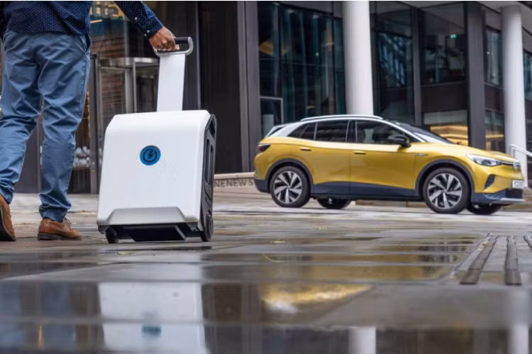 Bo sac di dong ZipCharge cho oto, co thay the duoc tram cong cong?