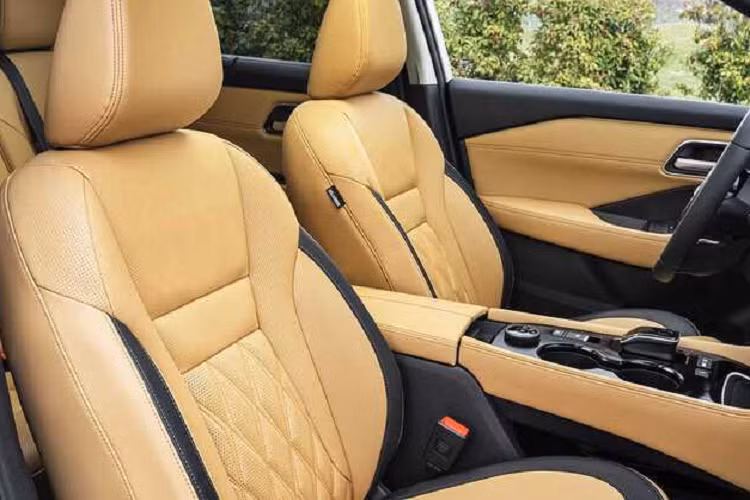 Đối với thị trường Việt Nam, bản X-Trail đời trước đã khai tử từ 2020.