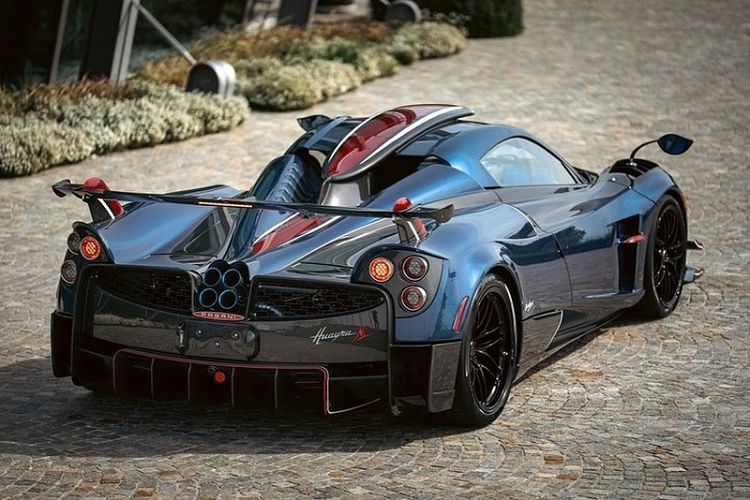 Siêu phẩm Pagani Huayra NC này chỉ nặng khoảng 1.240 kg.