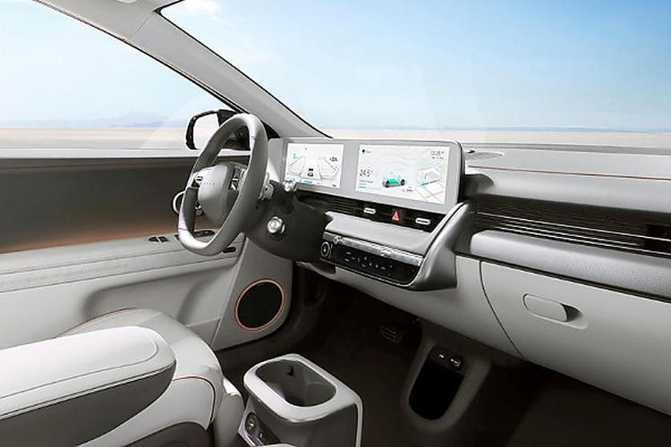 Kể từ khi ra mắt đến nay, Ioniq 5 đã giành được rất nhiều giải thưởng danh giá toàn cầu, bao gồm Xe của năm trên thế giới vào tháng 4 và SUV của năm 2023 do MotorTrend tổ chức vào tháng 10.