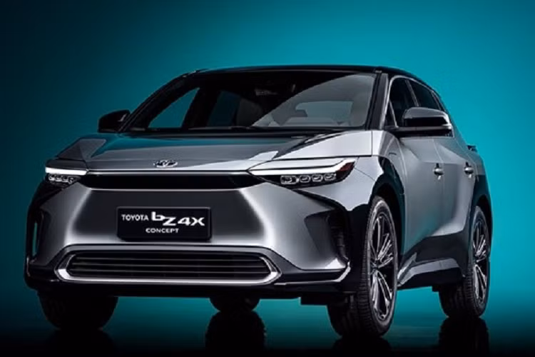 Bước đầu, người phát ngôn của Toyota Đan Mạch cho rằng nguyên nhân có thể nằm ở sự thiếu nhất quán trong việc báo lượng pin còn lại của xe. Các phóng viên của FDM hiện đang làm việc cùng các chuyên gia của Toyota châu Âu tại Brussels và kết luận chính thức về vấn đề quãng đường vận hành thực tế của Toyota bZ4X sẽ được đưa ra trong tuần tới.