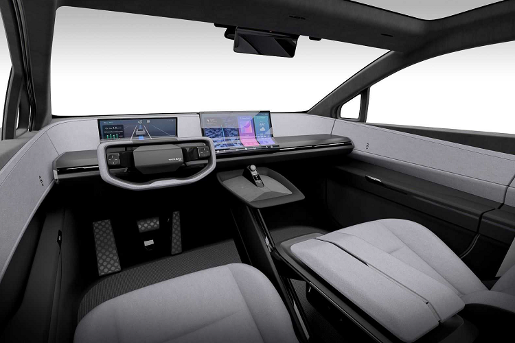 Kế hoạch hiện tại của Toyota là tạo ra 5 mẫu xe trong dòng xe bZ. bZ4X đã được bán và bZ3 hiện chỉ được phát triển dành cho Trung Quốc.