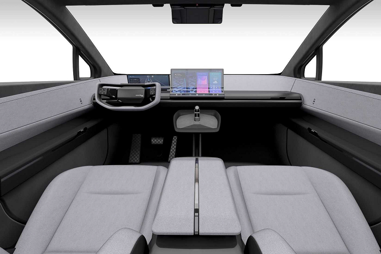 Xe có một trợ lý ảo AI tên là Yui. Người ngồi trong xe có thể ra lệnh bằng giọng nói và hệ thống sẽ phản hồi bằng tín hiệu âm thanh và ánh sáng hình ảnh di chuyển xung quanh khoang nội thất của xe.