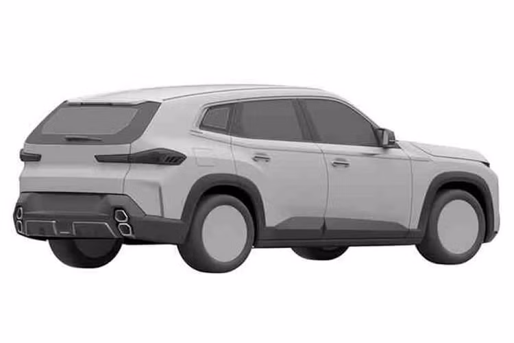 Đặc biệt, BMW XM còn có tỷ lệ phân bổ trọng lượng trước/sau gần như bằng nhau. Theo kế hoạch, hãng BMW sẽ bắt đầu sản xuất XM ở nhà máy tại Spartanburg, bang South Carolina, Mỹ, từ tháng 12 năm nay, chứng tỏ ngày xe ra mắt không còn xa. Hiện giá xe BMW XM 2023 vẫn chưa được hé lộ.