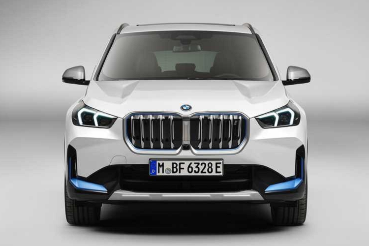 Được biết, khách hàng mua BMW iX1 2023 sẽ được sử dụng hệ thống sạc IONITY trên khắp châu Âu, được miễn phí sử dụng trạm sạc trong năm đầu tiên.