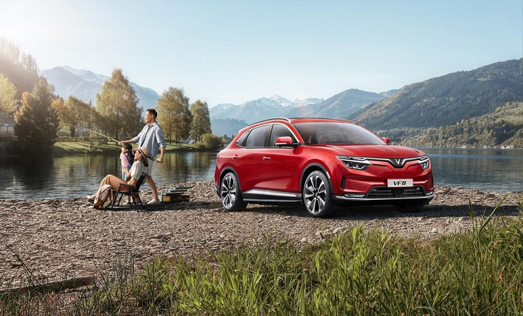 VinFast VF8 va VF9 nhan hon 300 don hang tai Canada sau 1 tuan