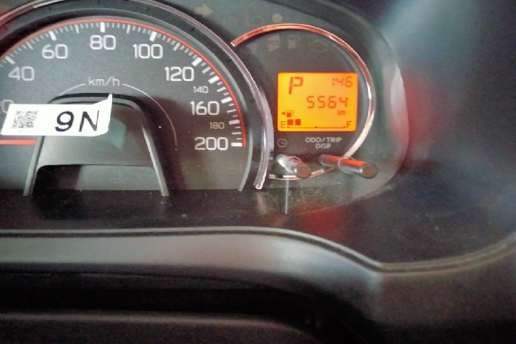 Toyota Wigo là mẫu xe đạt tiêu chuẩn an toàn 4 sao ASEAN NCAP với một loạt các tính năng an toàn bị động và chủ động như 2 túi khí, dây đai 3 điểm tại 5 vị trí, hệ thống chống bó cứng phanh ABS và hệ thống phân phối lực phanh điện tử EBD, mang lại sự an tâm cho người lái và hành khách.