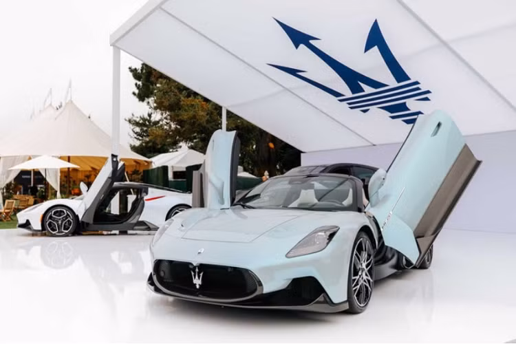 Maserati cho biết dòng MC20 có tất cả 3 biến thể là coupe, mui trần và EV, mỗi mẫu đều có khung liền khối sợi carbon không giống nhau. Cụ thể, chúng khác nhau về sự phân bố và phân lớp của sợi carbon.