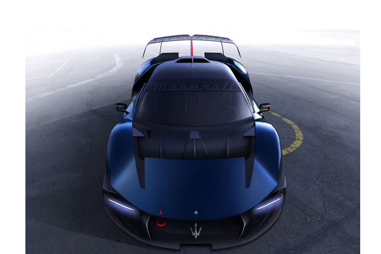 Các điểm nổi bật của siêu xe Maserati Project24 Hypercar bao gồm đèn pha mỏng được đặt rất thấp trong cản, nắp ca-pô lớn, nắp đậy khí động học trên bánh xe hợp kim 18 inch khóa trung tâm đặt riêng, vây lướt gió theo phong cách F1 dẫn đến một cánh lướt gió lớn, và đèn hậu LED hình đinh ba. Tương tự, khoang nội thất của xe cũng được thiết kế mang hơi hướng thể thao.