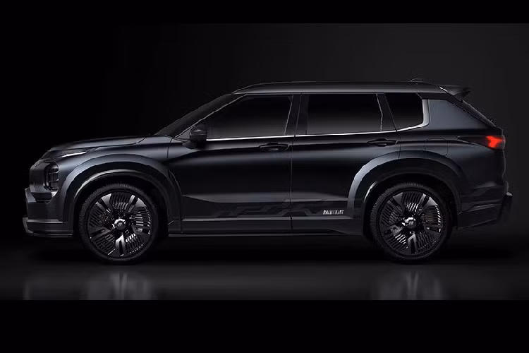 Tương tự các mẫu ôtô hiện tại của thương hiệu Mitsubishi, Vision Ralliart được áp dụng ngôn ngữ thiết kế Dynamic Shield trên đầu xe. Do đó, mẫu xe concept này cũng có hệ thống đèn 2 tầng. Dải đèn LED định vị ban ngày của xe có thiết kế thanh mảnh và nằm sát với nắp ca-pô. Trong khi đó, cụm đèn pha chính được đặt bên dưới.