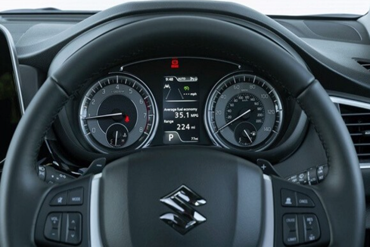 Tương tự bản thường, Suzuki SX4 S-Cross 2022 phiên bản thương mại mới cũng được trang bị hệ truyền động mild hybrid, bao gồm máy xăng 4 xi-lanh, tăng áp, dung tích 1.4L, sản sinh công suất tối đa 127 mã lực và mô-men xoắn cực đại 235 Nm. Động cơ có sự hỗ trợ của hệ thống mild hybrid, bao gồm cụm pin lithium-ion và bộ biến mô 48V - 12V với máy phát điện tích hợp bộ đề. Hệ thống này sẽ bổ sung 14 mã lực và 53 Nm cho động cơ khi cần và giúp giảm lượng xăng tiêu thụ.