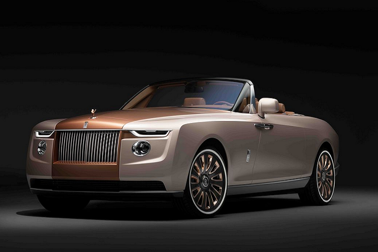 Vị chủ sở hữu xe có xuất thân từ một gia đình đã phát triển công việc kinh doanh nhờ kinh nghiệm của người cha trong lĩnh vực mò ngọc trai. Là một người từng đi du lịch nhiều nơi, được hưởng nền giáo dục quốc tế và có sở thích cũng như tầm nhìn đa văn hoá, vị khách hàng này là một nhà bảo trợ nghệ thuật uy tín. Ông cũng sở hữu một bộ sưu tập khổng lồ gồm các xe hơi cổ điển và hiện đại trưng bày tại bảo tàng tư nhân.