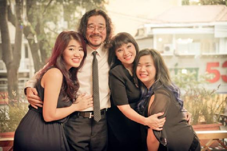 Xuc dong tam thu con gai gui ca si Cam Van