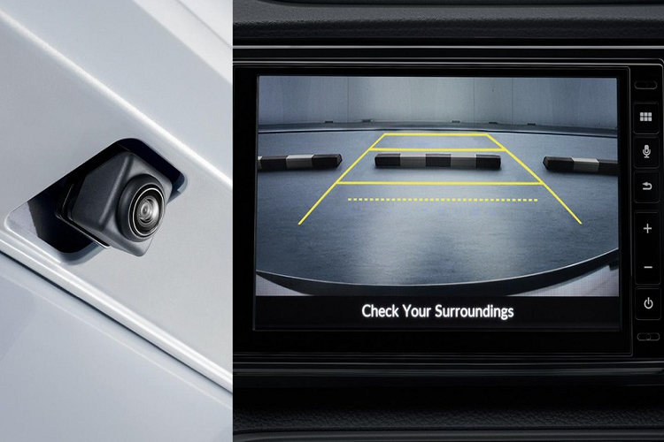 Khi mua Honda BR-V 2022, khách hàng Thái Lan có thể chọn 1 trong 3 màu sơn ngoại thất là trắng Premium Sunlight White Pearl, đen Crystal Black Pearl và trắng Taffeta White.