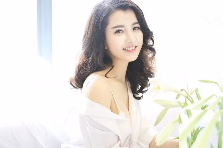 Một gia đình hạnh phúc, yên bình, con cái có thể thành tài. Điều này phụ thuộc rất nhiều vào việc người phụ nữ xử lý, quán xuyến công việc trong gia đình và đối xử với chồng, với con như thế nào. Có thể thấy rằng, người phụ nữ là phong thủy quan trọng nhất của một gia đình, ảnh hưởng to lớn đến sự thành bại của tổ ấm đó.