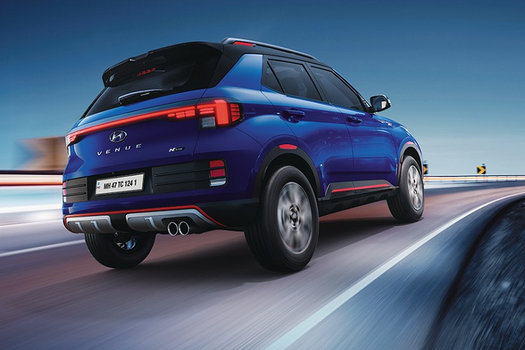 Khi có mặt trên thị trường, mẫu xe SUV Hyundai Venue N Line 2022 sẽ là đối thủ cạnh tranh trực tiếp của Kia Sonet X-Line mới ra mắt tại Ấn Độ cách đây không lâu.