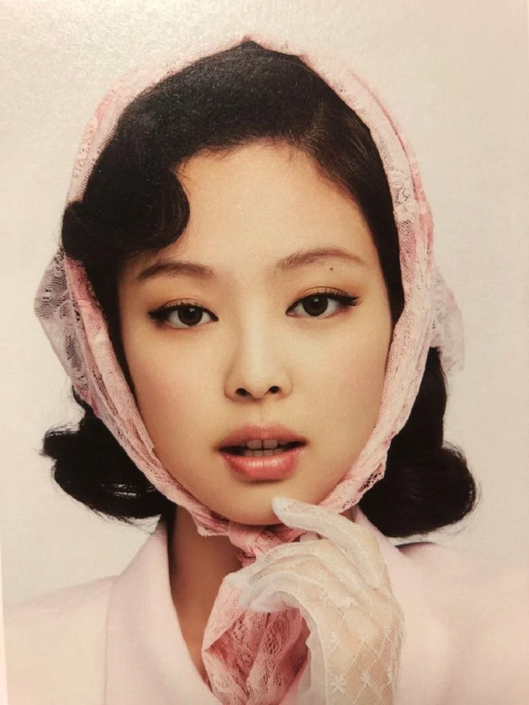 Jennie ra dang fashionista tu khi con be, phong cach nao cung dep-Hinh-4