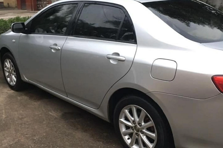 Hơn hết, thương hiệu “dễ mua thuận bán” là những lý do chính khiến nhiều người mua tự tin chọn Toyota Corolla Altis đời cũ làm chiếc xe này để sử dụng.