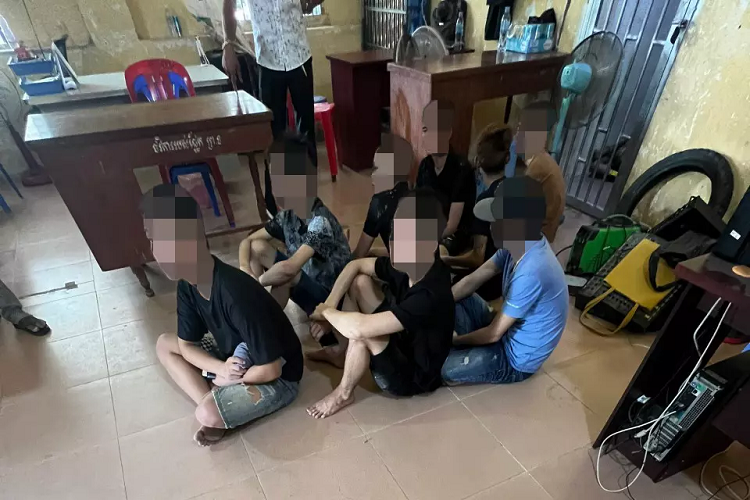 Hanh trinh tu ‘coi chet’ tro ve cua thanh nien lam viec o Campuchia-Hinh-3