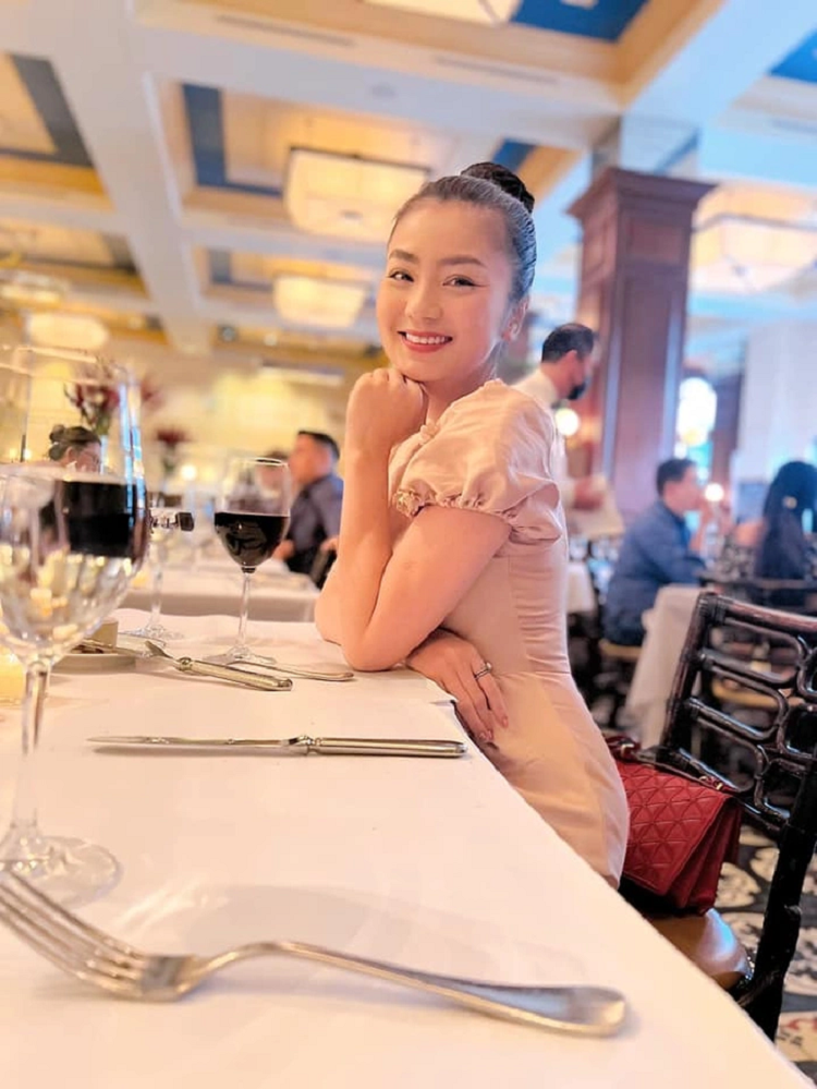 Dieu Huong ke chuyen tan do chong chi nho... noi oc chuoi dau