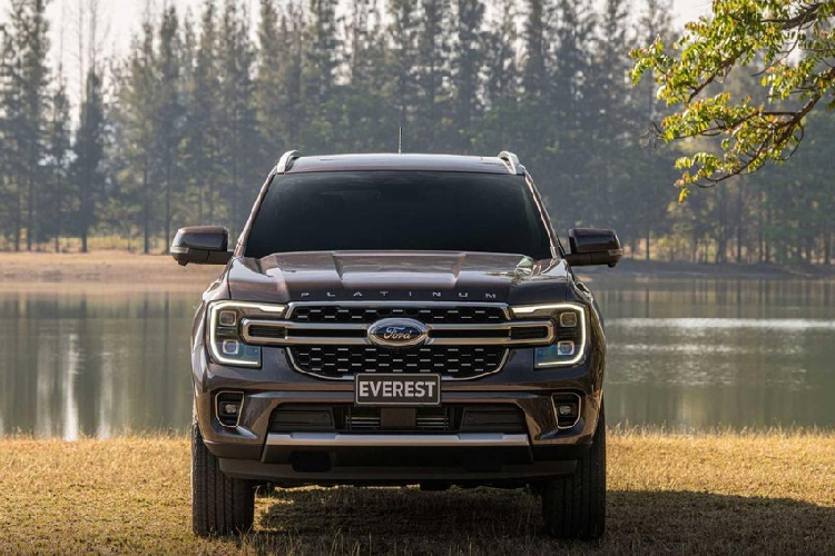 Ford Everest 2022 ra mat Thai Lan thang 3 nay, cho ve Viet Nam-Hinh-2