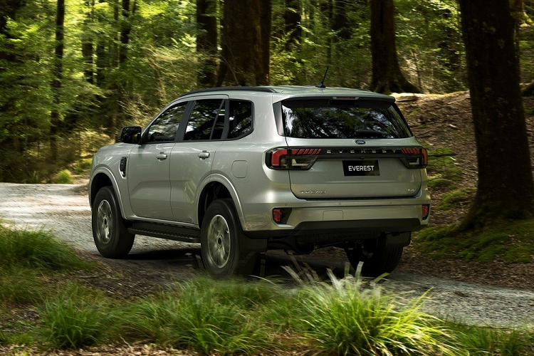 Ford Everest 2022 ra mat Thai Lan thang 3 nay, cho ve Viet Nam-Hinh-3