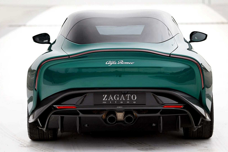 Không giống như GTAm ban đầu chỉ được bán với hộp số tự động tám cấp, sức mạnh được truyền tới các bánh xe thông qua hộp số sàn sáu cấp của Quadrifoglio. Chiếc xe được sản xuất vì Zagato muốn kỷ niệm 100 năm kể từ lần hợp tác đầu tiên với Alfa Romeo.