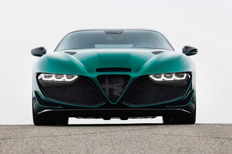 Cấu hình nguyên bản là Quadrifoglio với động cơ V6, nhưng hãng thiết kế Ý Zagato đã nâng cấp chiếc xe lên thông số kỹ thuật của mẫu xe GTAm trong khi vẫn giữ lại hộp số sàn 6 cấp.