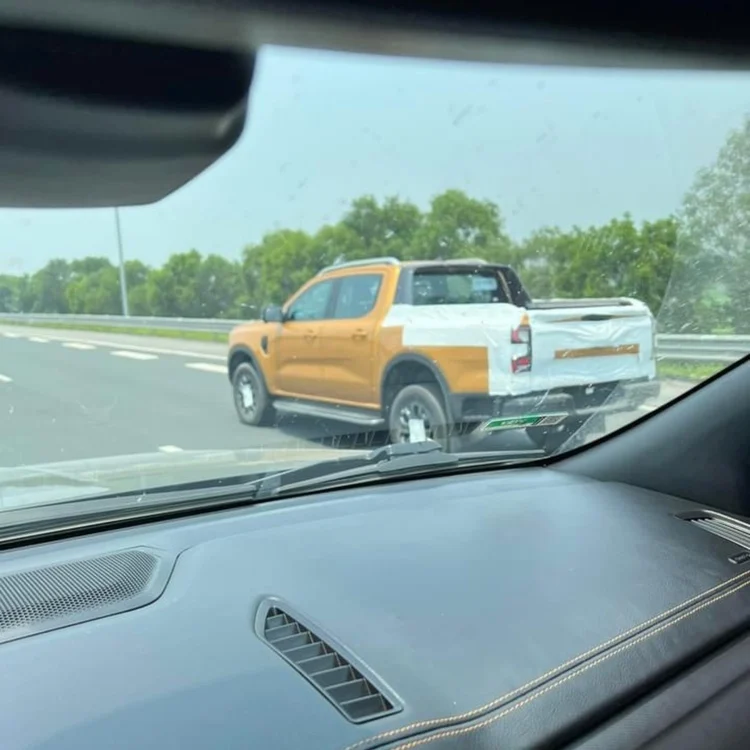 Ford Ranger Wildtrak 2023 tai Viet Nam se trang bi phanh dia sau-Hinh-3