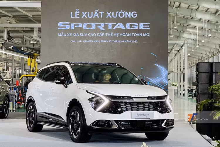 Kia Sportage 2023 vua ra mat da bi trieu hoi vi nguy co chay-Hinh-2