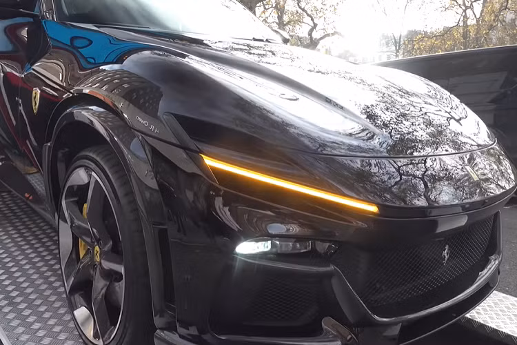 Giống như GTC4Lusso, mô hình mới có hệ thống truyền động dẫn động tất cả các bánh và bộ dẫn động cầu trước ngắt phía trên bánh răng thứ tư hoặc khoảng 201 km/h.