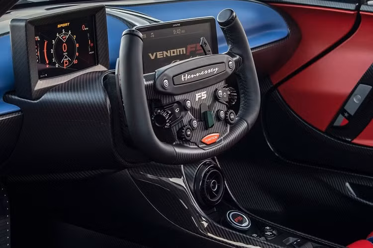 Hennessey Venom F5 Roadster mui trần sẽ được mang đến trưng bày tại triển lãm The Quail trong chuỗi sự kiện Monterey Car Week 2022.