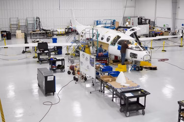 Có 3 phiên bản Alice đang ở giai đoạn phát triển nguyên mẫu thử nghiệm: phiên bản chở khách thông thường, phiên bản cao cấp và phiên bản chở hàng.