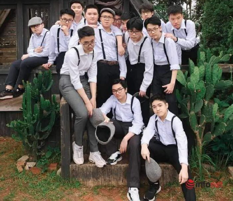 Thay chu nhiem lop hoc 'sieu dang' voi 100% hoc sinh do THPT chuyen o Ha Noi