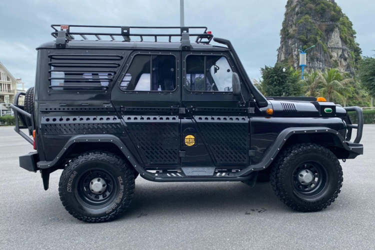 Mức giá xe Hunter Chase gần 900 triệu đồng được xem là khá cao, tương đương các mẫu xe gầm cao đời mới hiện nay nhưng với số lượng Hunter Chase không có nhiều thì giá bán này hợp lý với một món đồ chơi cho dân nghiền off-road.