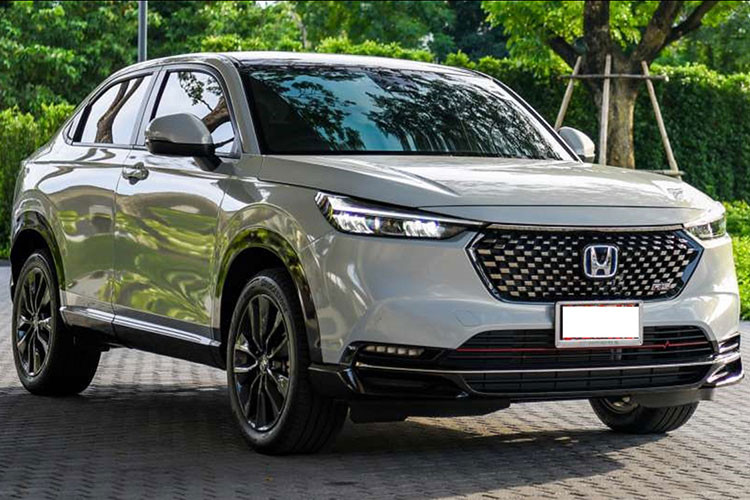 Theo truyền thông địa phương, Honda HR-V 2022 có hai tuỳ chọn động cơ 1.5 lít. Cụ thể, động cơ 1.5 lít nạp khí tự nhiên mượn từ City.