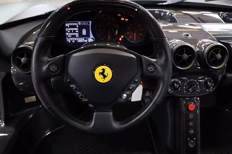 Sau đó, chiếc Ferrari Enzo đã được cất giữ tại dinh thự của Hoàng gia Brunei ở thủ đô London, Anh. Trong suốt thời gian đó, chiếc xe chỉ có đôi lần xuất hiện trên những con phố của London như Hampstead, Mayfair và Knightsbridge. Về sau, chiếc Ferrari Enzo màu đen nhám này được chuyển tới khu vực châu Á-Thái Bình Dương.