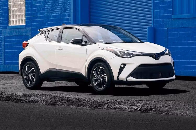 Nhờ vậy mà hàng năm, CR có thể xuất bản những danh sách “tốt nhất” hoặc “tệ nhất” thú vị, bao phủ nhiều khía cạnh đáng chú ý như công nghệ an toàn trên xe, hay mức độ hài lòng của người dùng. Mới đây, CR đã công bố một danh sách mà chắc không một mẫu xe nào muốn được nhắc đến, bởi đó là danh sách top 10 xe ôtô thất vọng nhất.