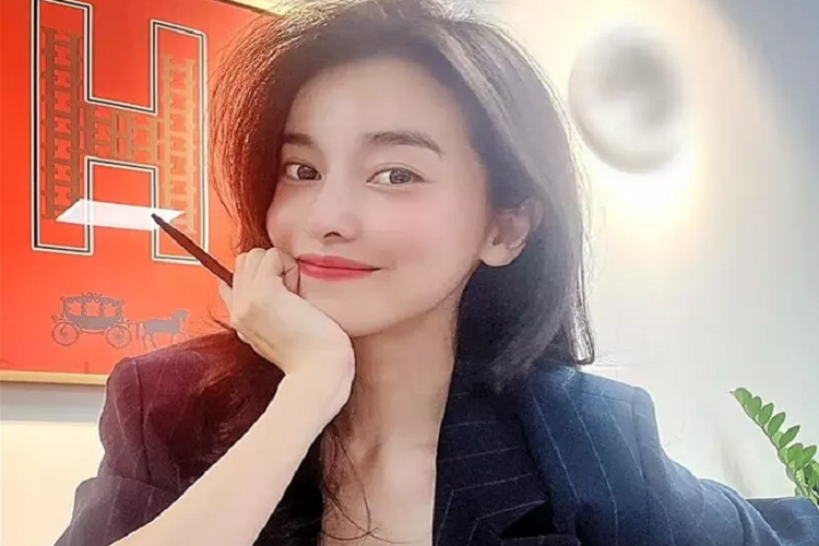 Hai người đẹp miền Tây trong phim 'Kiều @' thay đổi thế nào sau 1 năm? - Hình 5 Hai nguoi dep mien Tay trong phim 'Kieu @' thay doi the nao sau 1 nam?-Hinh-5