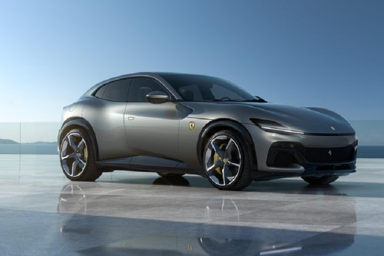 Hãng xe ngựa chồm Ý tin rằng dù giá bán của chiếc SUV đầu tiên mình sản xuất khá cao so với mặt bằng chung nhưng dự kiến lượng khách hàng phủ kín danh sách chờ có thể đến 2024 nhờ vào chính sách sản xuất xe hạn chế khoảng vài nghìn chiếc trong 1 năm, thay vì ồ ạt như Lamborghini đã làm với Urus. Hiện hãng xe Ferrari vẫn chưa công bố giá của Hoa Kỳ nhưng chắc chắn rằng nó sẽ không còn xa nữa.