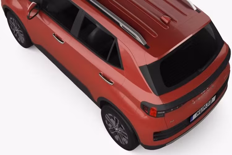 Cản trước và cản sau cũng được làm lại với hình khối chữ hình, xe được trang bị bộ mâm đa chấu mới kích thước 17 inch.