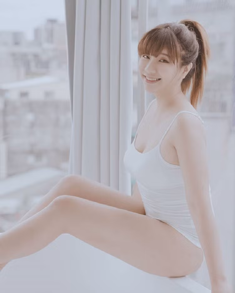 Ngo Mong Mong he lo muc luong thap “khung khiep” cua sao nam