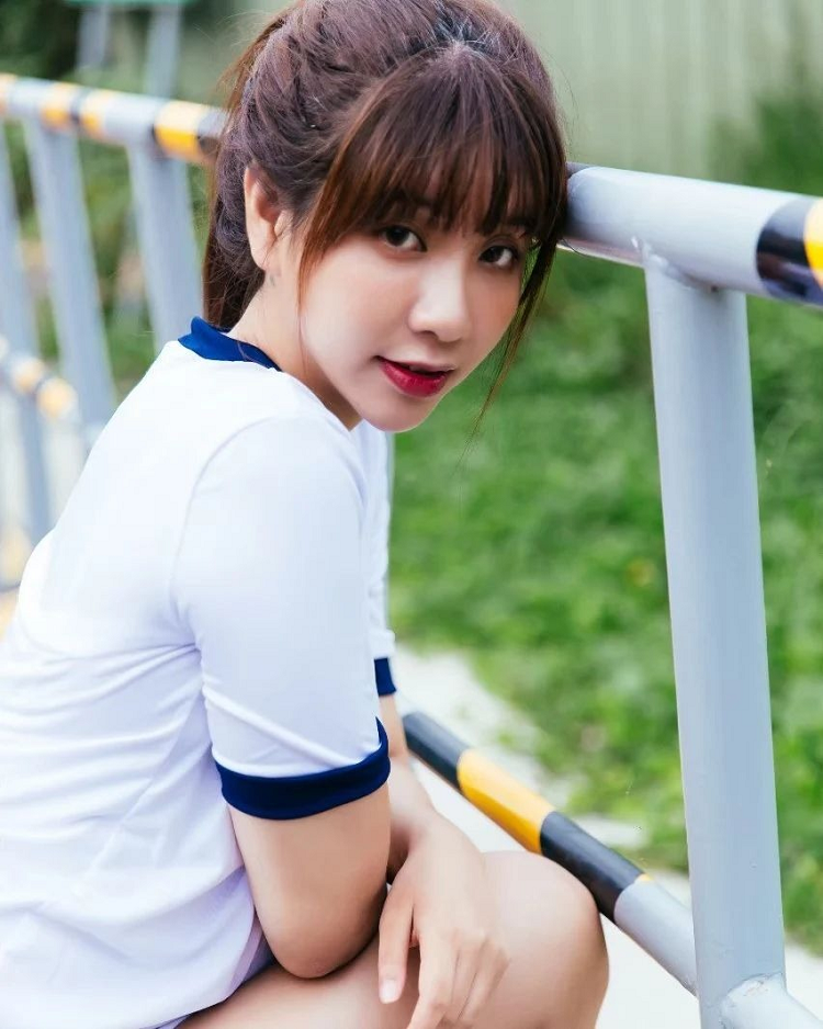 Ngo Mong Mong he lo muc luong thap “khung khiep” cua sao nam-Hinh-3