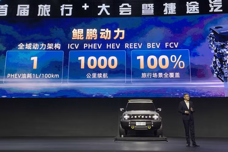 Jetour là một thương hiệu con của tập đoàn Chery Holding được thành lập vào năm 2018 và hiện đang bán được hơn 150.000 chiếc mỗi năm.