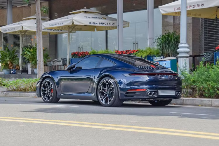 TechArt là một hãng độ nổi tiếng đến từ Đức với những gói nâng cấp đặc biệt dành cho dòng xe thể thao 911 nói riêng và các dòng xe khác của Porsche nói chung.